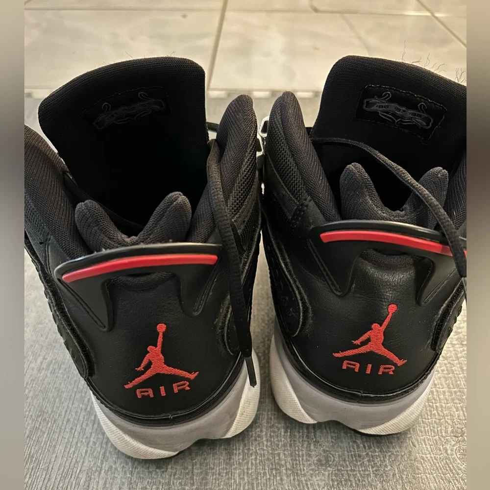 Air Jordan 6 Rings Black Red Basketball Sneakers. Mens size 12.